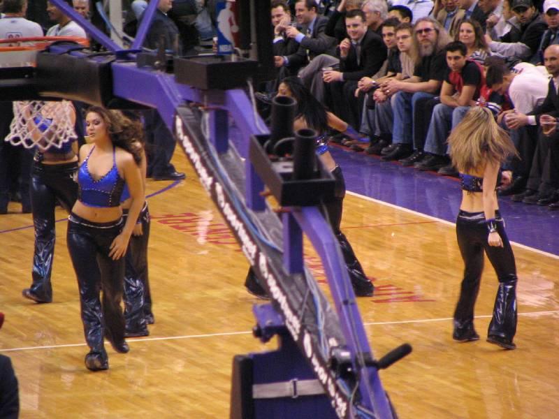 Raptors - 02.04.2005 211.jpg